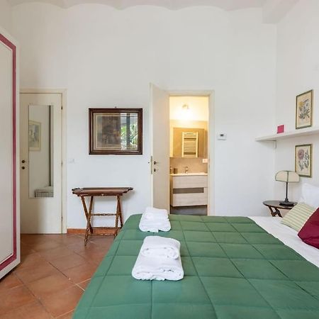 Colosseum Charming Apartment روما المظهر الخارجي الصورة