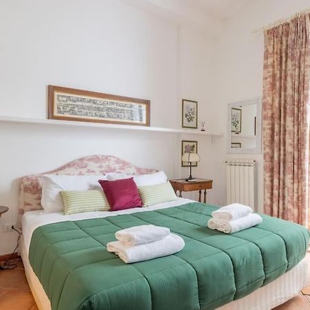 Colosseum Charming Apartment روما المظهر الخارجي الصورة