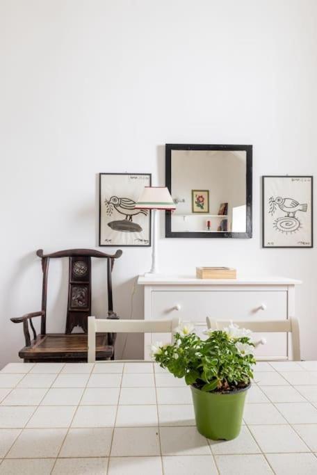 Colosseum Charming Apartment روما المظهر الخارجي الصورة
