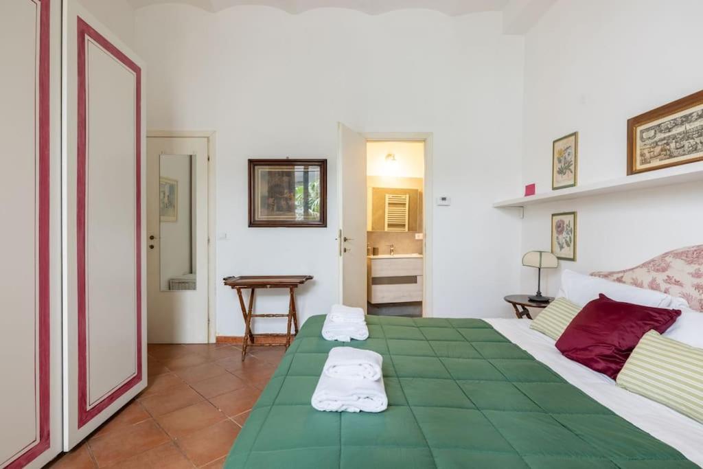 Colosseum Charming Apartment روما المظهر الخارجي الصورة